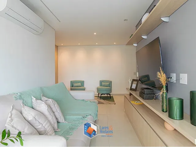 Apartamento 2 quartos e 2 banheiros, à venda, no bairro Vila Ipojuca em São Paulo