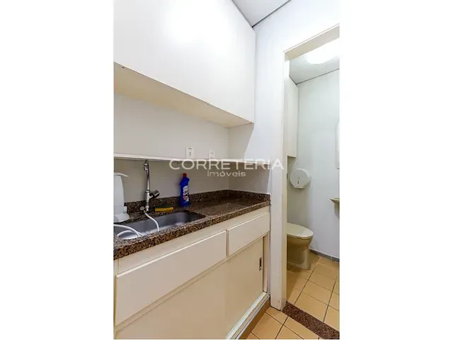 Sala à venda, no bairro Vila Leopoldina em São Paulo