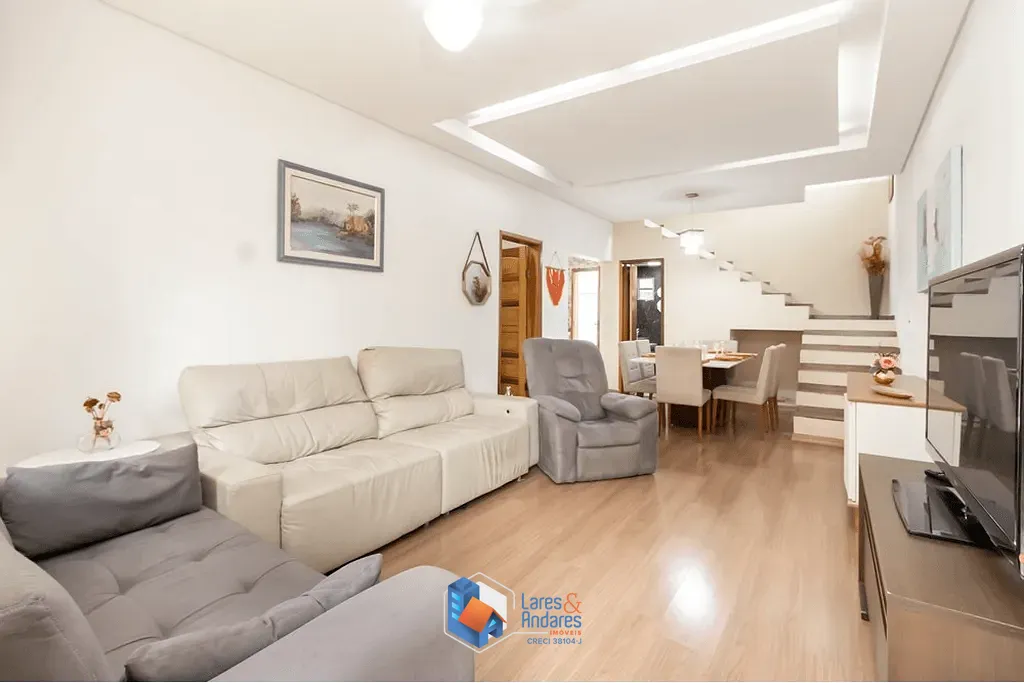 Casa, 5 quartos, 265 m² - Foto 1