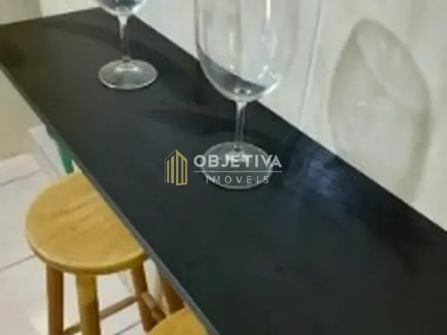 Apartamento 1 quarto e 1 banheiro, à venda, no bairro Cidade Baixa em Porto Alegre