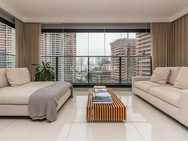 Apartamento 3 quartos e 5 banheiros, à venda, no bairro Jardim das Acácias em São Paulo