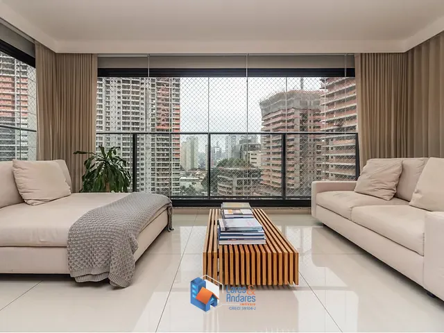 Apartamento 3 quartos e 5 banheiros, à venda, no bairro Jardim das Acácias em São Paulo