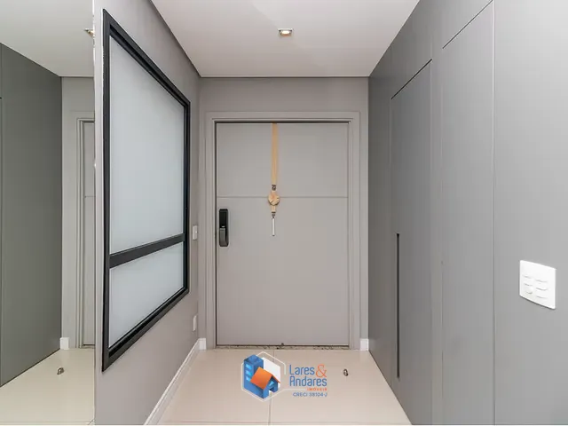 Apartamento 3 quartos e 5 banheiros, à venda, no bairro Jardim das Acácias em São Paulo
