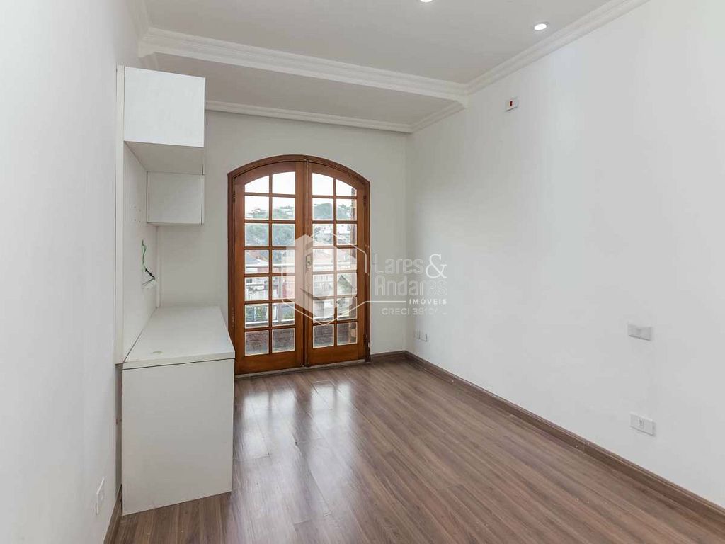 Casa, 4 quartos, 217 m² - Foto 3