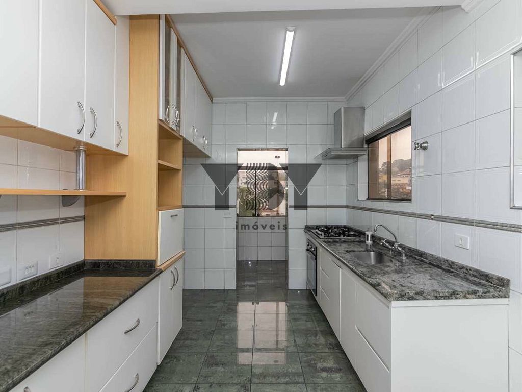 Casa, 4 quartos, 217 m² - Foto 1