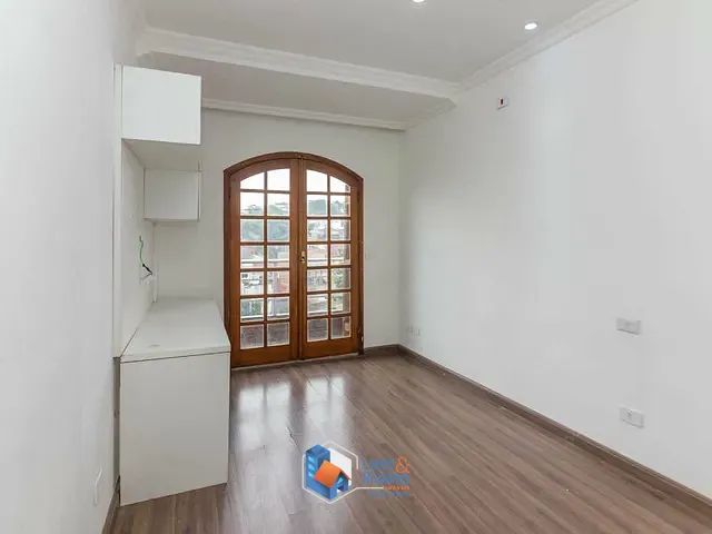 Casa 4 quartos e 5 banheiros, à venda, no bairro Jardim da Glória em São Paulo