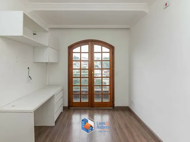 Casa 4 quartos e 5 banheiros, à venda, no bairro Jardim da Glória em São Paulo
