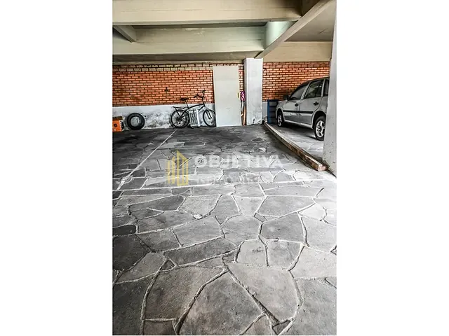 Apartamento 2 quartos e 2 banheiros, à venda, no bairro Santana em Porto Alegre