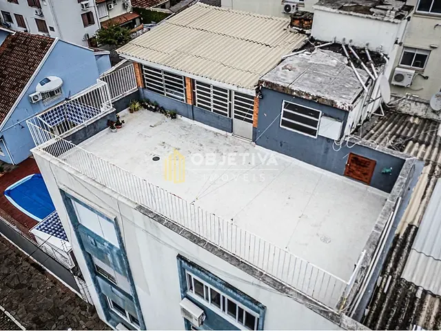 Apartamento 2 quartos e 2 banheiros, à venda, no bairro Santana em Porto Alegre