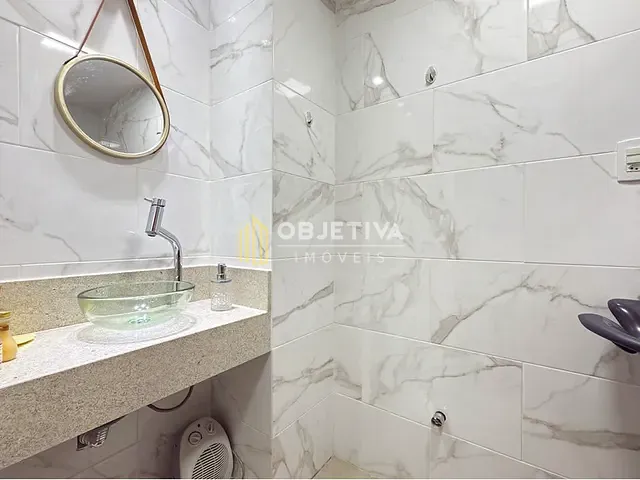 Apartamento 2 quartos e 2 banheiros, à venda, no bairro Teresópolis em Porto Alegre