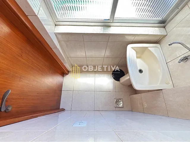 Apartamento 1 quarto e 1 banheiro, à venda, no bairro Cidade Baixa em Porto Alegre