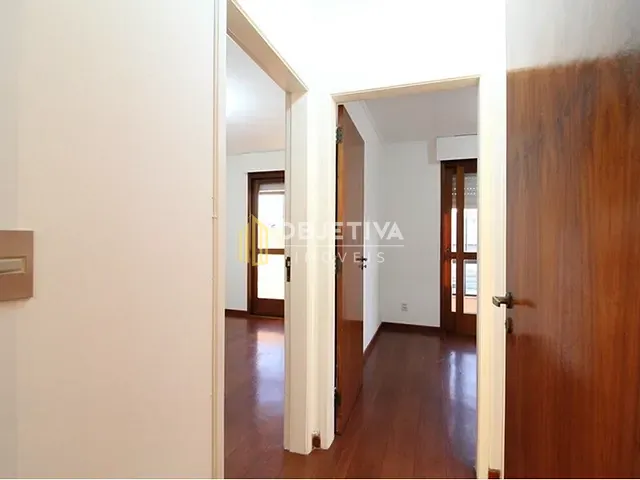 Apartamento 2 quartos e 2 banheiros, à venda, no bairro Floresta em Porto Alegre
