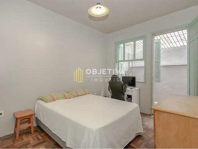 Apartamento 2 quartos e 1 banheiro, à venda, no bairro Rio Branco em Porto Alegre