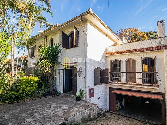 Casa 5 quartos e 3 banheiros, à venda, no bairro Petrópolis em Porto Alegre