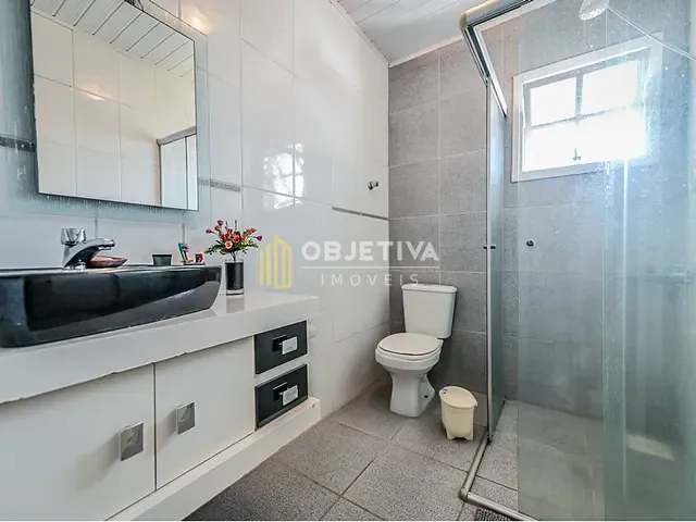 Casa 4 quartos e 4 banheiros, à venda, no bairro Vila Ipiranga em Porto Alegre