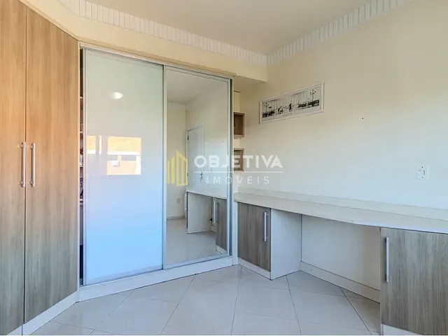 Casa 3 quartos e 5 banheiros, à venda, no bairro Santa Maria Goretti em Porto Alegre