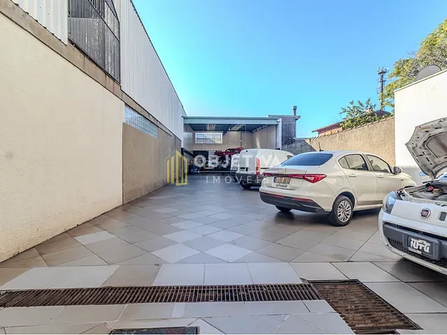 Casa 3 quartos e 5 banheiros, à venda, no bairro Santa Maria Goretti em Porto Alegre