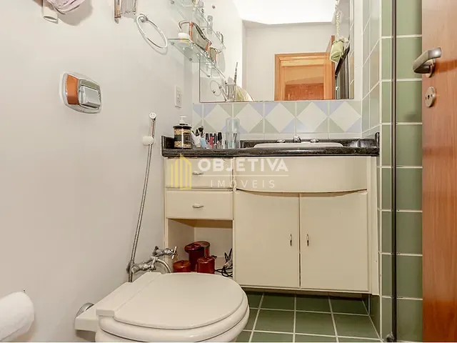 Casa 3 quartos e 5 banheiros, à venda, no bairro Nonoai em Porto Alegre