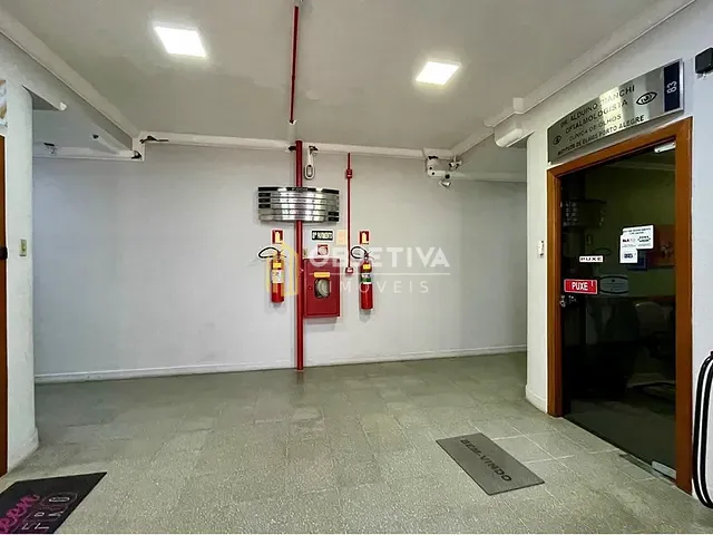 Sala à venda, no bairro Centro Histórico em Porto Alegre