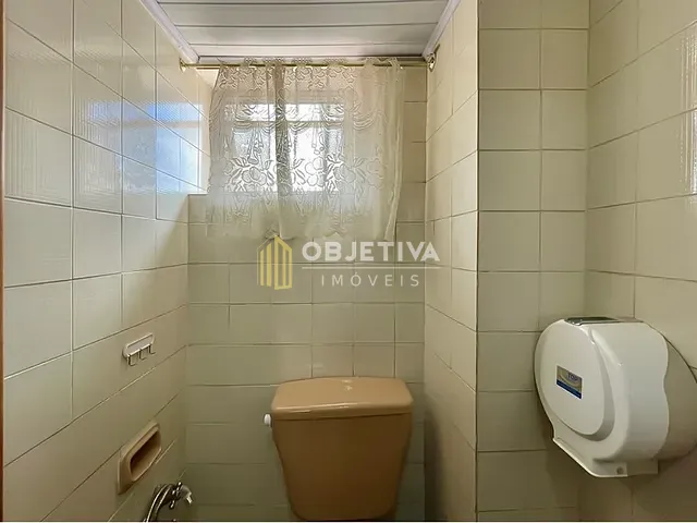 Sala à venda, no bairro Centro Histórico em Porto Alegre