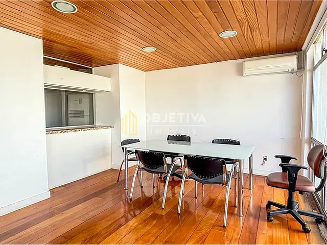 Sala à venda, no bairro Centro Histórico em Porto Alegre