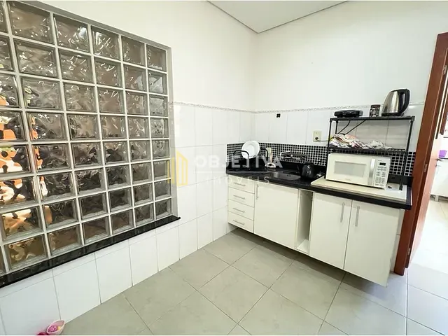Apartamento 2 quartos e 2 banheiros, à venda, no bairro Petrópolis em Porto Alegre
