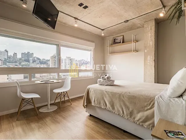 Apartamento 1 quarto e 1 banheiro, à venda, no bairro Santa Cecília em Porto Alegre