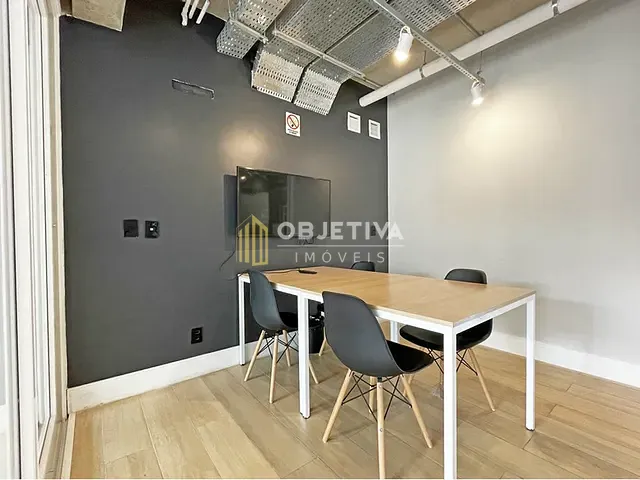 Apartamento 1 quarto e 1 banheiro, à venda, no bairro Santa Cecília em Porto Alegre