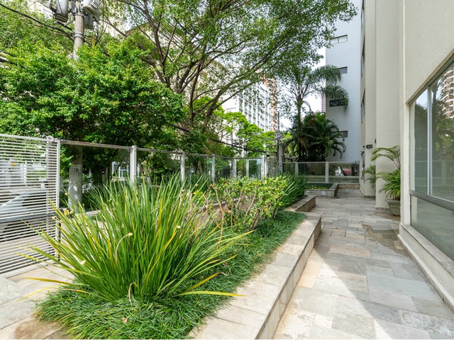 Foto do Apartamento - Apartamento à venda 3 Quartos 1 Suite 2 Vagas 137M² Itaim Bibi São Paulo - SP | Lares e Andares Imóveis