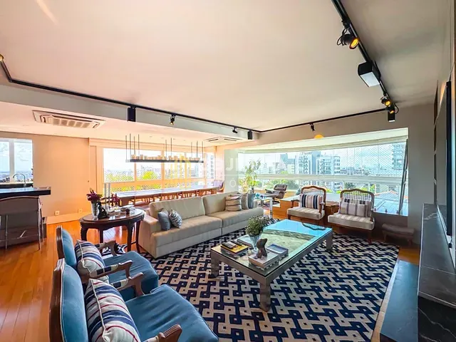 Apartamento 3 quartos e 7 banheiros, à venda, no bairro Bela Vista em Porto Alegre