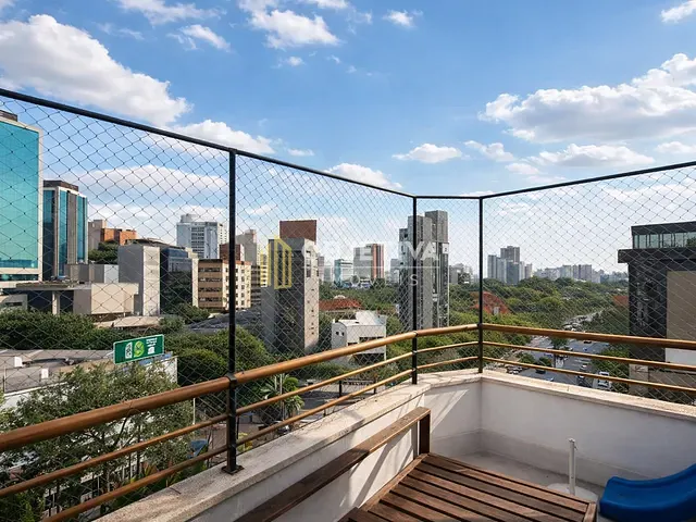 Cobertura / Penthouse 1 quarto e 2 banheiros, à venda, no bairro Rio Branco em Porto Alegre