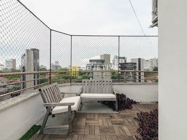 Cobertura / Penthouse 1 quarto e 2 banheiros, à venda, no bairro Rio Branco em Porto Alegre