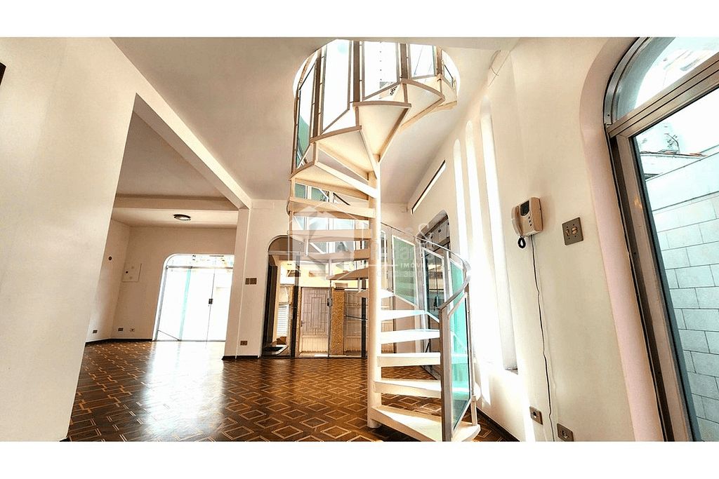 Casa, 4 quartos, 218 m² - Foto 35