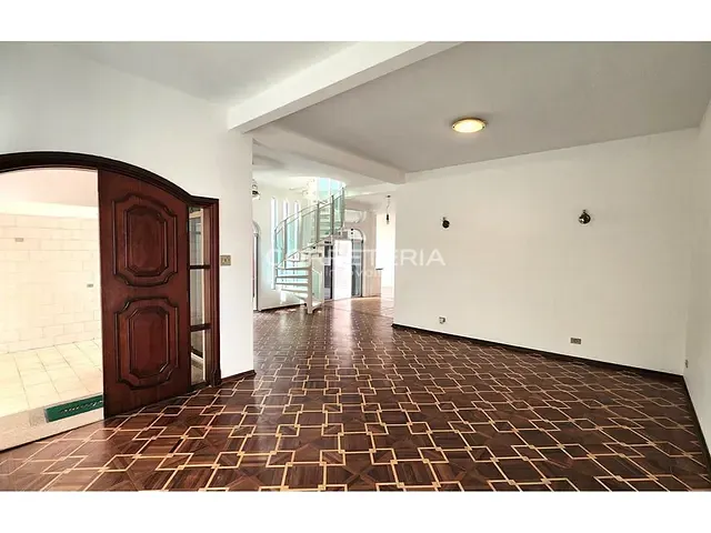 Casa 4 quartos e 4 banheiros, à venda, no bairro Mirandópolis em São Paulo