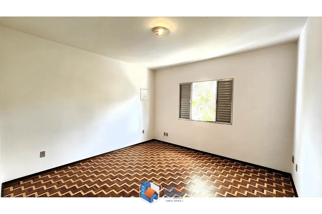 Casa, 4 quartos, 218 m² - Foto 3
