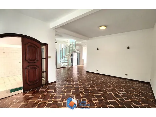 Casa 4 quartos e 4 banheiros, à venda, no bairro Mirandópolis em São Paulo