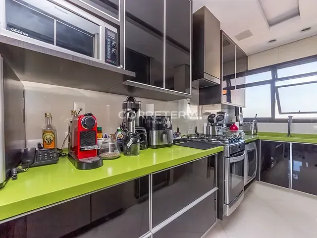 Apartamento 1 quarto e 3 banheiros, à venda, no bairro Moema em São Paulo