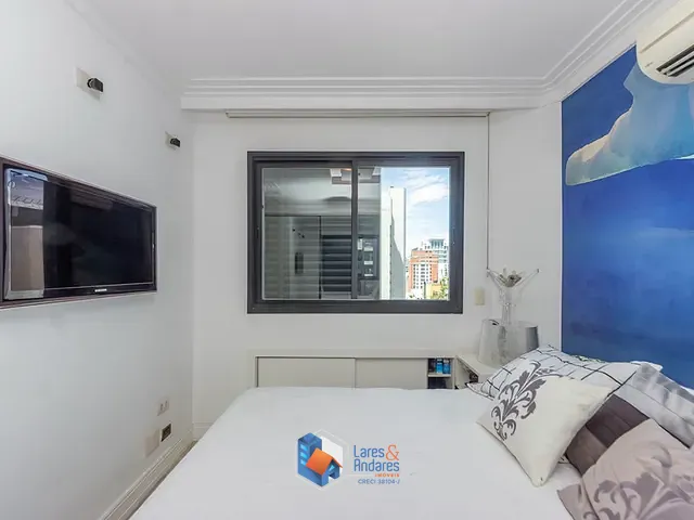 Apartamento 1 quarto e 3 banheiros, à venda, no bairro Moema em São Paulo