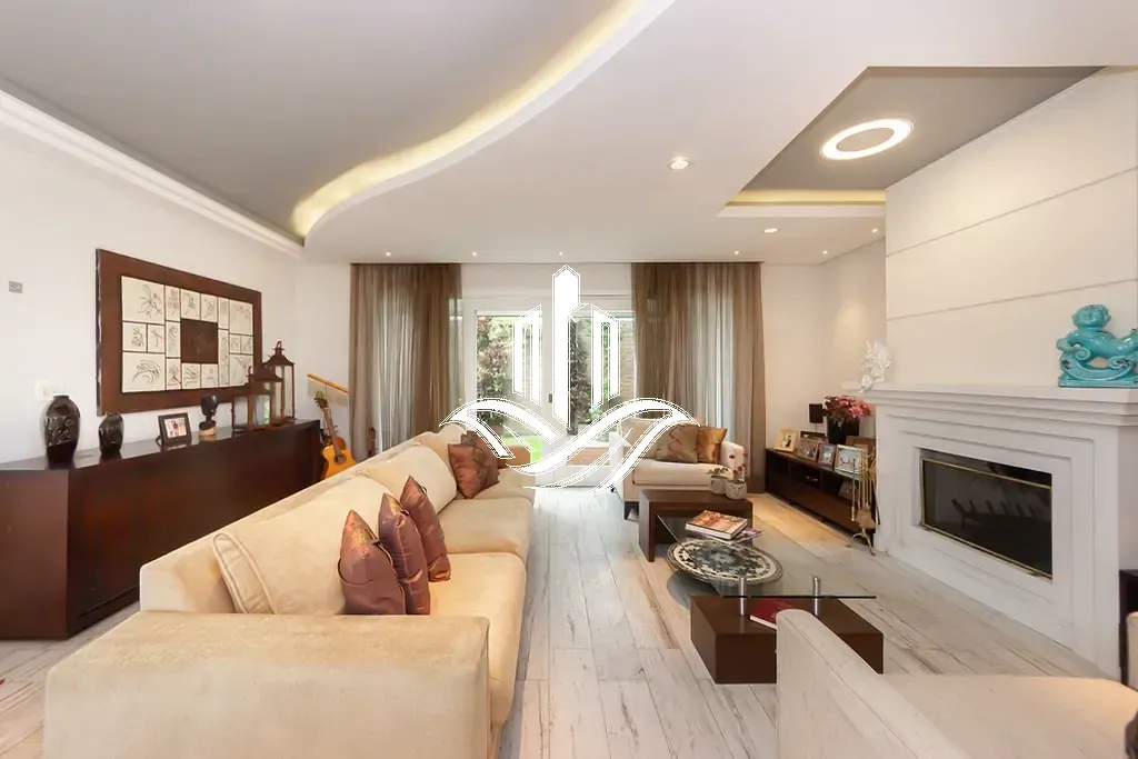 Casa, 3 quartos, 345 m² - Foto 1