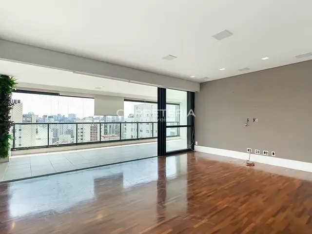 Apartamento 3 quartos e 5 banheiros, à venda, no bairro Vila Uberabinha em São Paulo