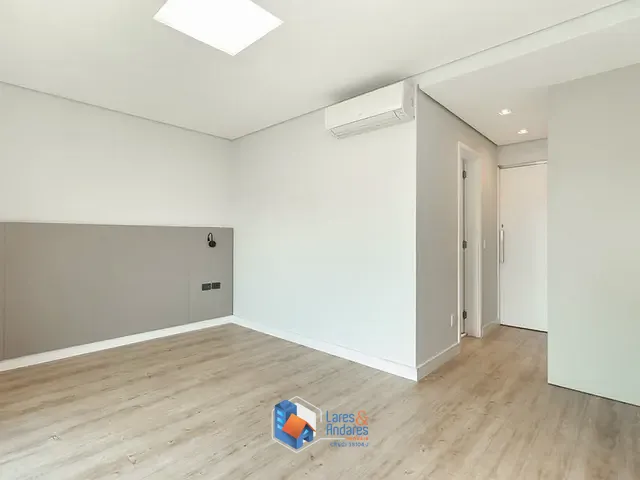 Apartamento 3 quartos e 5 banheiros, à venda, no bairro Vila Uberabinha em São Paulo