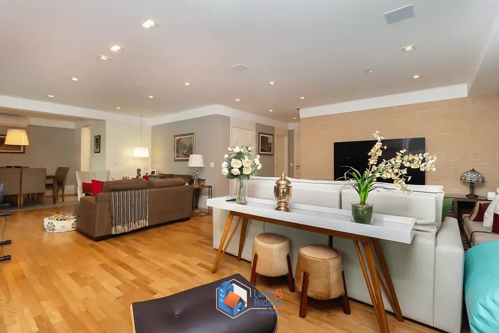 Apartamento, 4 quartos, 243 m² - Foto 1