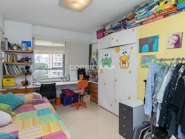 Apartamento 3 quartos e 3 banheiros, à venda, no bairro Moema em São Paulo