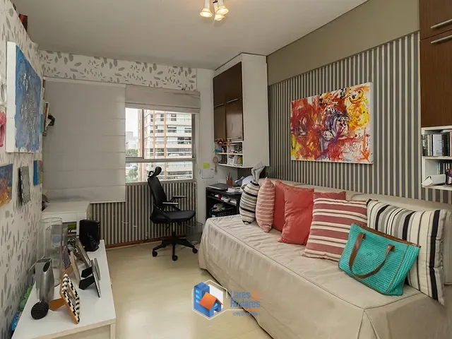 Apartamento 3 quartos e 3 banheiros, à venda, no bairro Moema em São Paulo