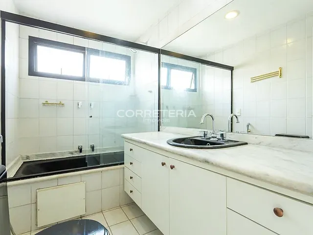 Apartamento 3 quartos e 4 banheiros, à venda, no bairro Vila Andrade em São Paulo