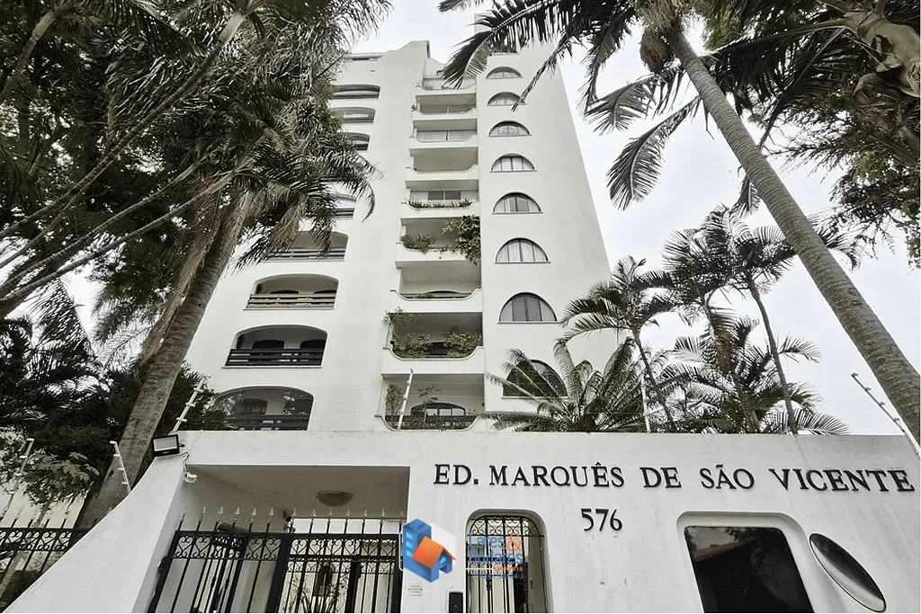 Apartamento, 3 quartos, 224 m² - Foto 1