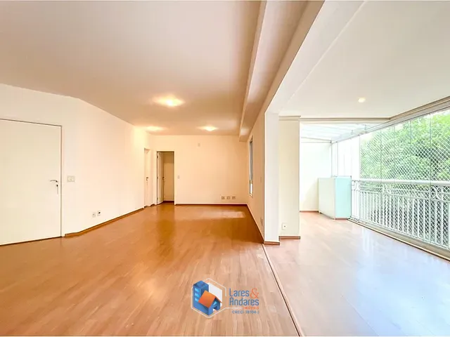 Apartamento 3 quartos e 5 banheiros, à venda, no bairro Vila Andrade em São Paulo