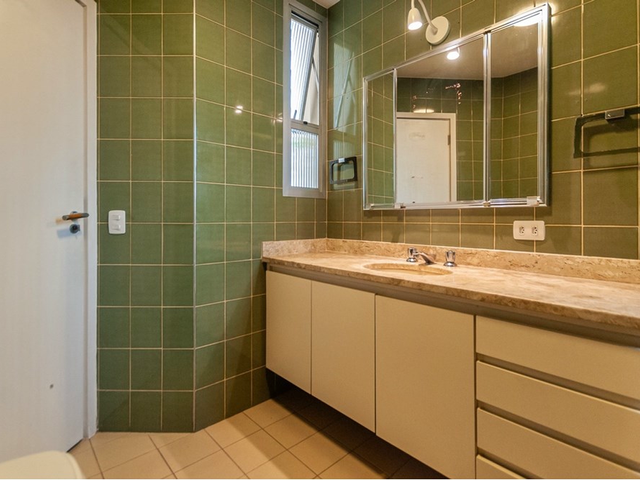 Foto do Apartamento - Apartamento à venda 3 Quartos 1 Suite 1 Vaga 150M² Brooklin Paulista São Paulo - SP | Lares e Andares Imóveis