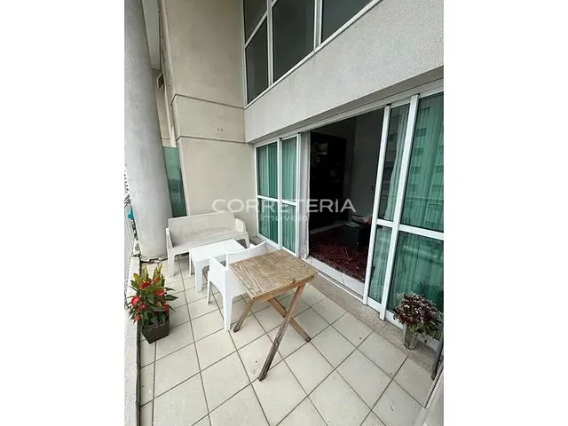 Apartamento 1 quarto e 2 banheiros, à venda, no bairro Moema em São Paulo