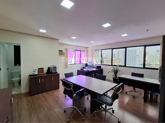 Sala à venda, no bairro Saúde em São Paulo